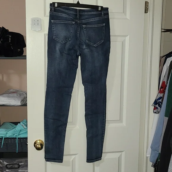 Jeans - Picture 2 of 3